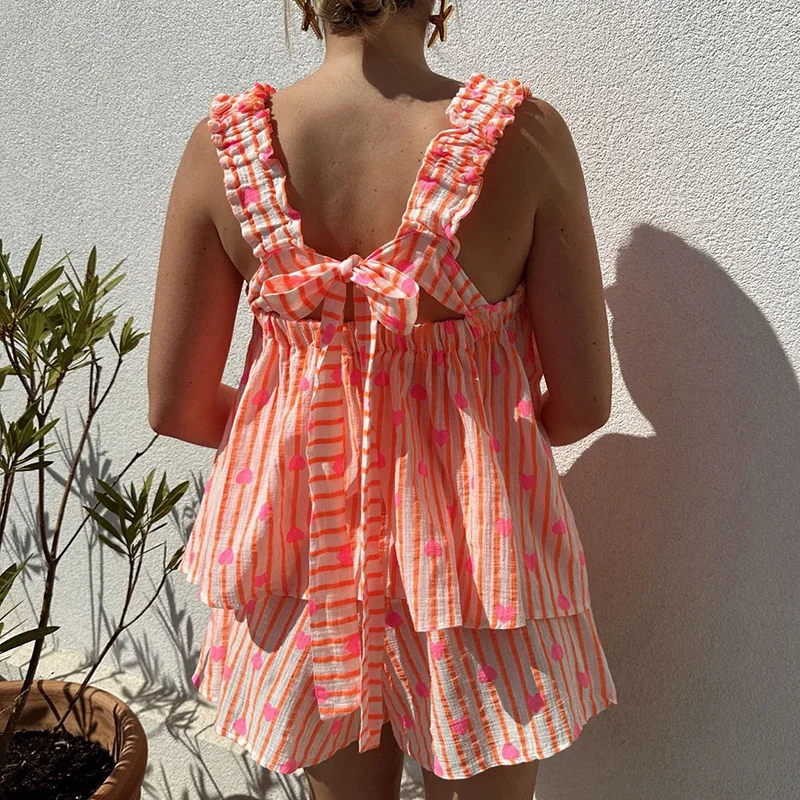 Spring Print Two Piece Set Women Sexy Square Collar Backless Tie-up Top+Short Outfit Summer Sleeveless Hollow Holiday Beach Suit
Spring Print Two Piece Set Women Sexy Square Collar Backless Tie-up Top+Short Outfit Summer Sleeveless Hollow Holiday Beach Suit