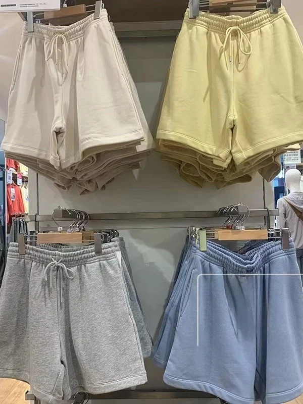 Comfortable Casual Sports Shorts Elastic Waist Loose Fit High Waist Cotton High Waist Cotton Shorts for Women Summer 2025
Comfortable Casual Sports Shorts Elastic Waist Loose Fit High Waist Cotton High Waist Cotton Shorts for Women Summer 2025