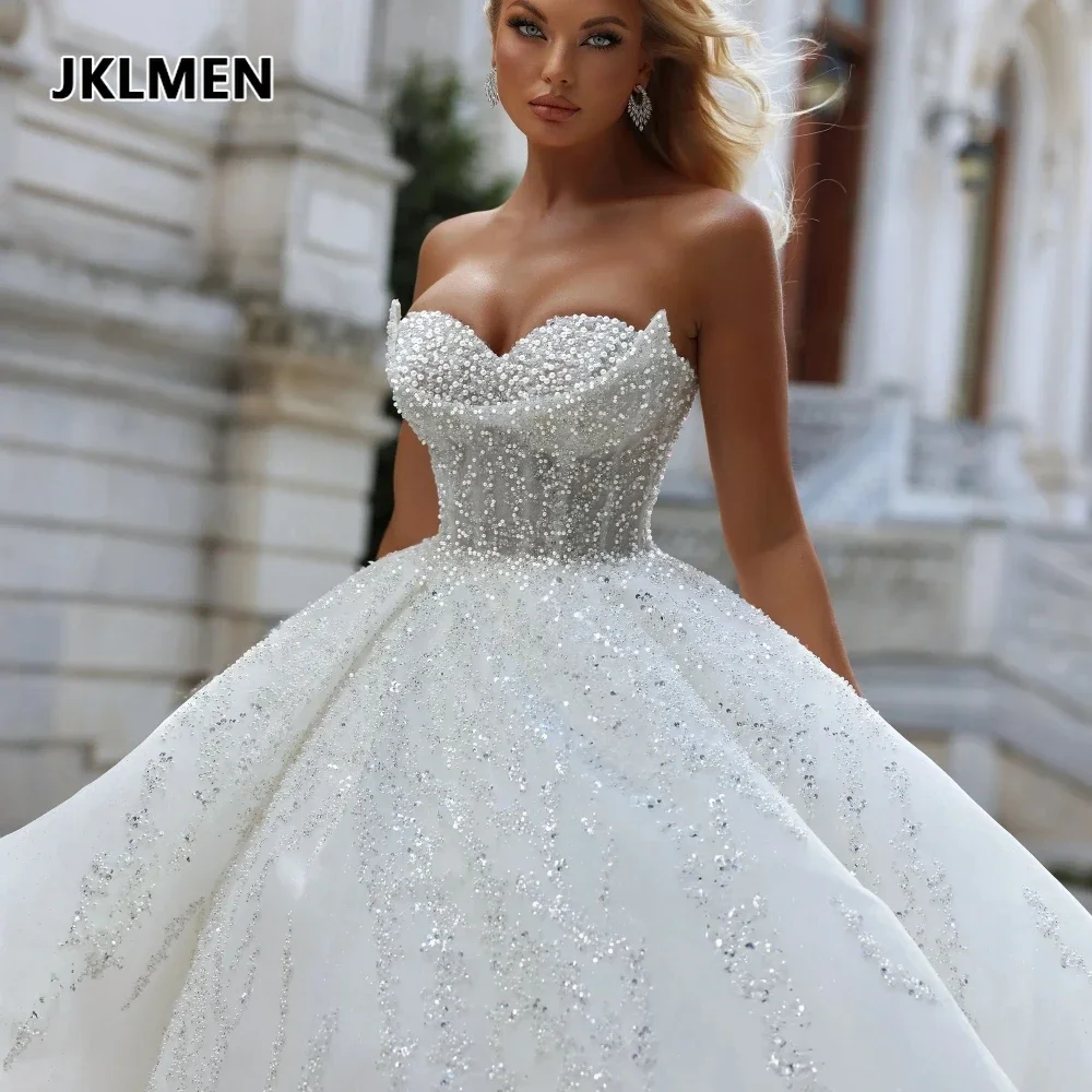 Customized Sweetheart Sparkly Pearls Sequins Elegant Wedding Dress Sweep Train Vestidos Noivas Ballgown Luxury Bridal Gown
Customized Sweetheart Sparkly Pearls Sequins Elegant Wedding Dress Sweep Train Vestidos Noivas Ballgown Luxury Bridal Gown