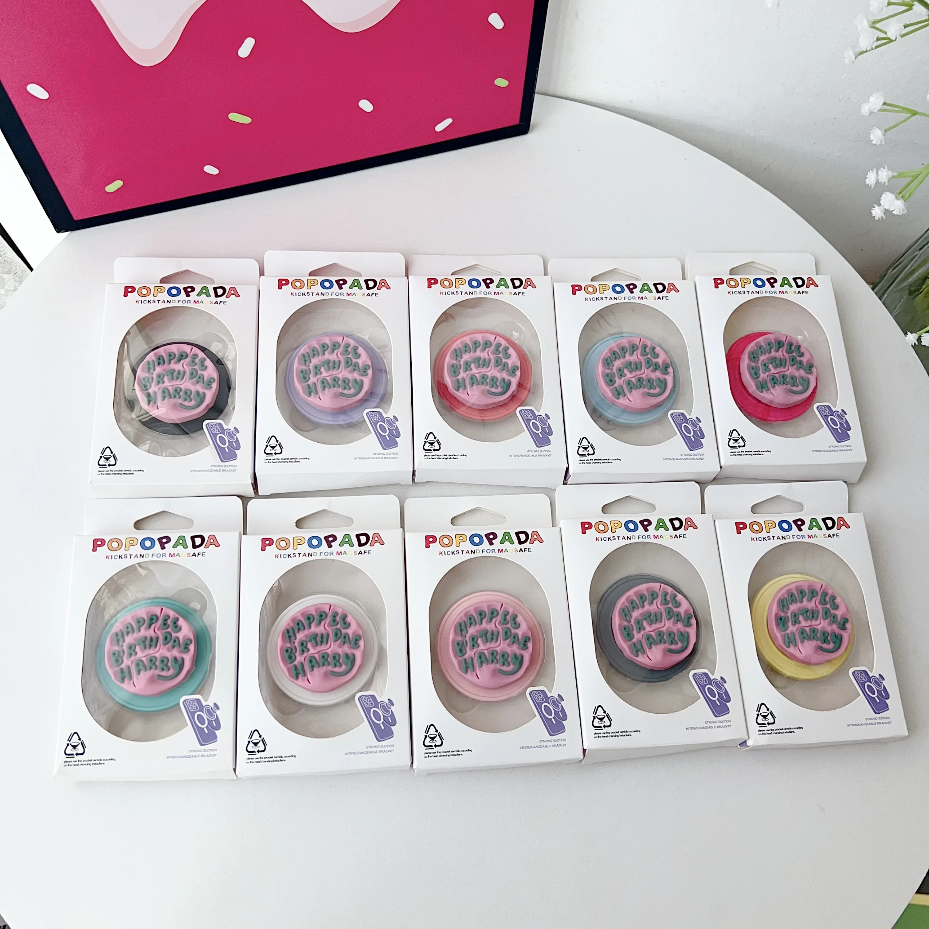 INS Cute English Letter Pink Magnetic Holder Grip Tok Phone Stand Support for IPhone 17 16 For Pad Magsafe Smart Tok Bracket
INS Cute English Letter Pink Magnetic Holder Grip Tok Phone Stand Support for IPhone 17 16 For Pad Magsafe Smart Tok Bracket
