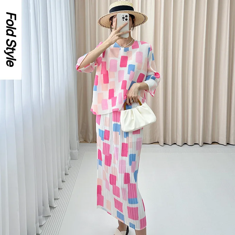 Miyake Fashion Set Women's Spring and Autumn 2024 New Style Printed Pleated Commuter Top+Half Skirt for Women
Miyake Fashion Set Women's Spring and Autumn 2024 New Style Printed Pleated Commuter Top+Half Skirt for Women