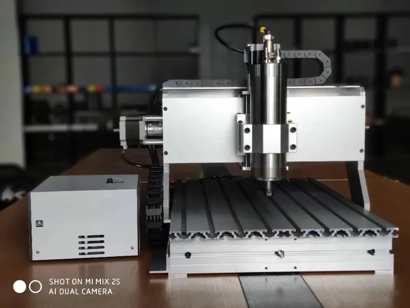 3040 desktop carving CNC milling machine CNC carving copper aluminum plastic wood relief machine
3040 desktop carving CNC milling machine CNC carving copper aluminum plastic wood relief machine