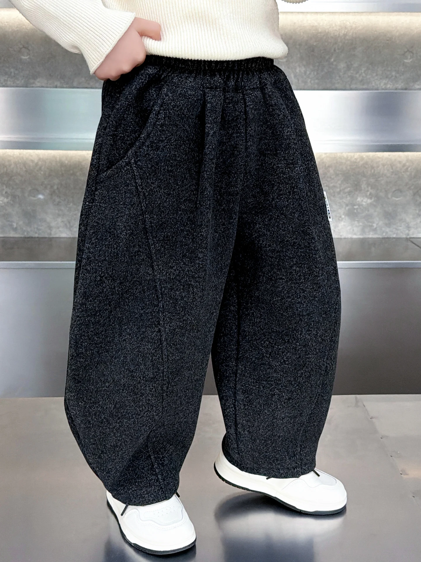 Детские повседневные брюки на подкладке Fce 2024, спортивные штаны для детского сада для мальчиков и девочек, брюки-фонарики, тонкие модные бархатные штаны Fce
Детские повседневные брюки на подкладке Fce 2024, спортивные штаны для детского сада для мальчиков и девочек, брюки-фонарики, тонкие модные бархатные штаны Fce