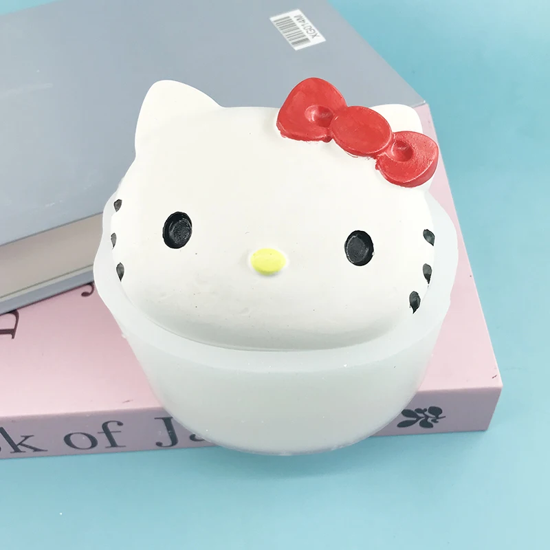 Cartoon KT cat silicone mold DIY Food Safety Materials Soap Mold Candle Mold Fondant Cake Decoration Dessert making tool
Cartoon KT cat silicone mold DIY Food Safety Materials Soap Mold Candle Mold Fondant Cake Decoration Dessert making tool