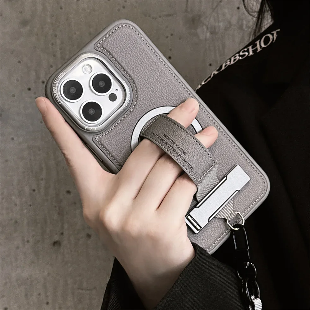 Crossbody Wrist Strap Rope Holder Phone Case for IPhone 16 Pro Max 15 14 13 Pro Magnetic Bracket Leather Protective Case
Crossbody Wrist Strap Rope Holder Phone Case for IPhone 16 Pro Max 15 14 13 Pro Magnetic Bracket Leather Protective Case