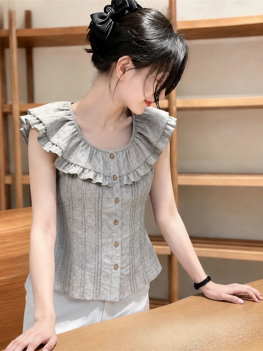 Korean Style Pure Color Shirt with Lace Trim Women's Elegant Top Summer 2026 Single Button Commute Fashion Short Sleeve
Korean Style Pure Color Shirt with Lace Trim Women's Elegant Top Summer 2026 Single Button Commute Fashion Short Sleeve