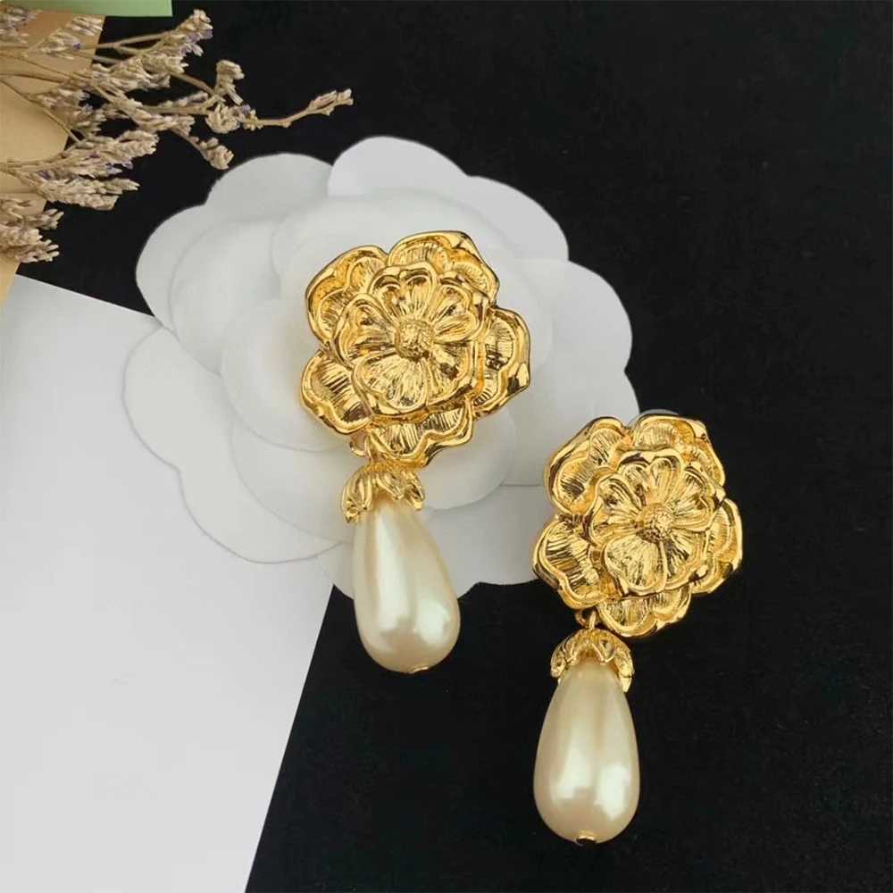 Fashion Trendy Personality Flower Pearl Pendant drop earrings for women's Girl party gift Jewelry wholesale
Fashion Trendy Personality Flower Pearl Pendant drop earrings for women's Girl party gift Jewelry wholesale