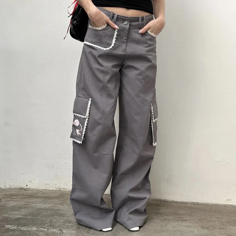 American street style personality design features lace splicing straight leg casual pants low waist loose woven pants
American street style personality design features lace splicing straight leg casual pants low waist loose woven pants