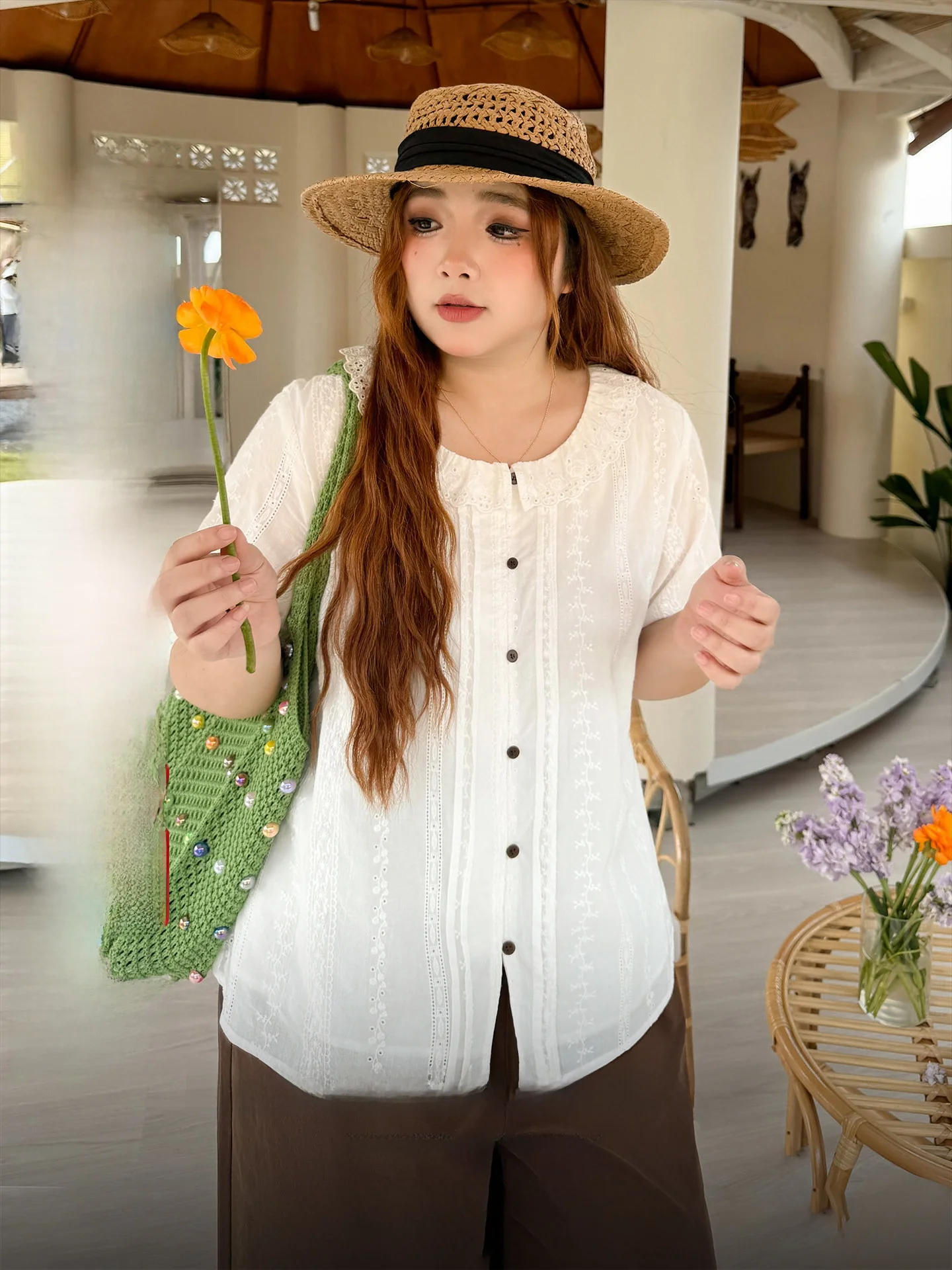 plus Size Women's Unique Beautiful Set Exquisite Lace Trim Short Sleeve Shirt Lantern Wide Leg Pants Korean Style Casual Summ...
plus Size Women's Unique Beautiful Set Exquisite Lace Trim Short Sleeve Shirt Lantern Wide Leg Pants Korean Style Casual Summ...