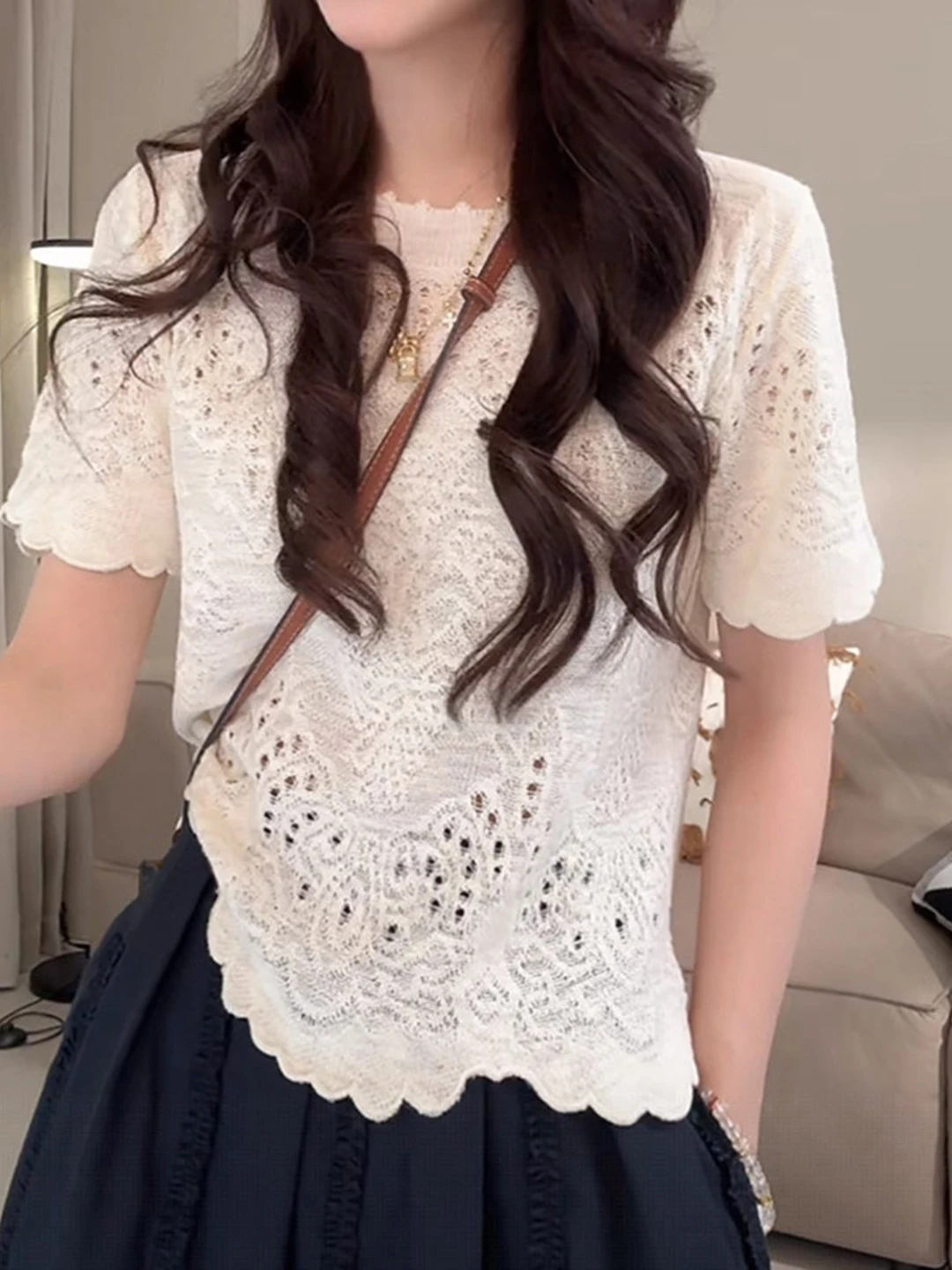 White Lace Hollow Short Sleeve Knitted Sweater Women Summer New plus Size Unique Anti-Aging Personality Top Korean Style Loos...
White Lace Hollow Short Sleeve Knitted Sweater Women Summer New plus Size Unique Anti-Aging Personality Top Korean Style Loos...