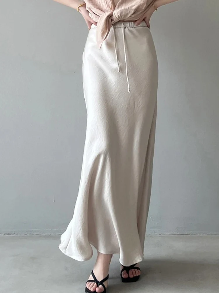 New Women's Solid Color Drawstring Satin Skirt Summer Korean Fashion Simple Elegance High Waist Lady Wrapped Hip Long Skirts
New Women's Solid Color Drawstring Satin Skirt Summer Korean Fashion Simple Elegance High Waist Lady Wrapped Hip Long Skirts