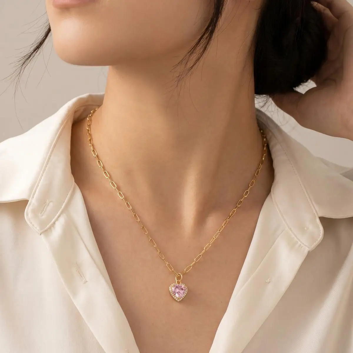 Vnox Trendy Elegant Pink Heart Cubic Zirconia Pendant Necklace for Women Shiny Crystals Necklace Party Birthday Daily Jewelry
Vnox Trendy Elegant Pink Heart Cubic Zirconia Pendant Necklace for Women Shiny Crystals Necklace Party Birthday Daily Jewelry