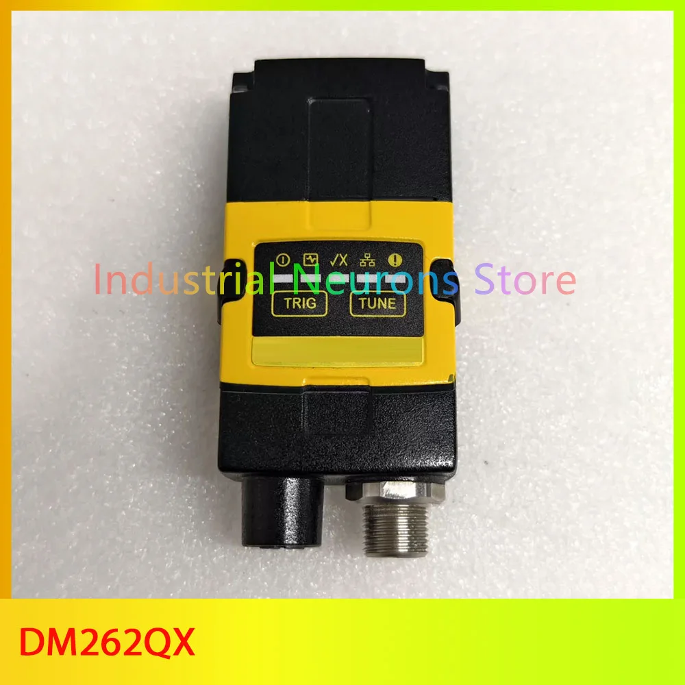 Visual Sensor Barcode Scanner Code Reader DM262QX
Visual Sensor Barcode Scanner Code Reader DM262QX
