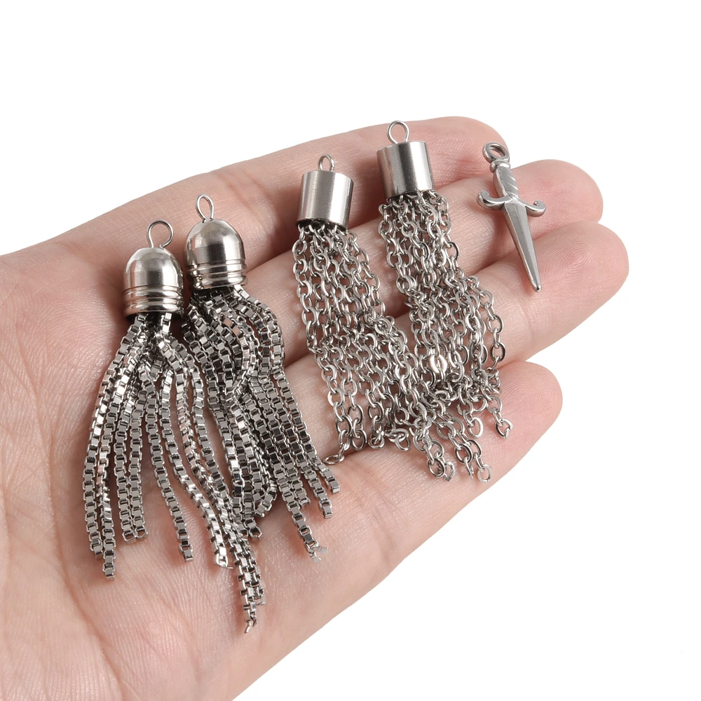 10Pcs/Lot Silver Color Stainless Steel Long Dangle Tassel Charms Jewelry DIY For Keychain Bisutería Materiales Accessories Bulk 
10Pcs/Lot Silver Color Stainless Steel Long Dangle Tassel Charms Jewelry DIY For Keychain Bisutería Materiales Accessories Bulk
