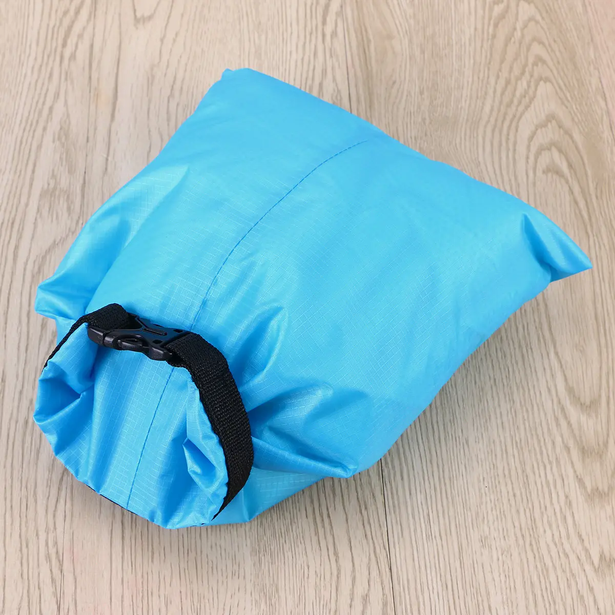 3Pcs Waterproof Dry Bag Set Sky Blue Nylon Camping Boating Kayaking Rafting Fishing Outdoor Storage Pouch Waterproof Dry Bag
3Pcs Waterproof Dry Bag Set Sky Blue Nylon Camping Boating Kayaking Rafting Fishing Outdoor Storage Pouch Waterproof Dry Bag