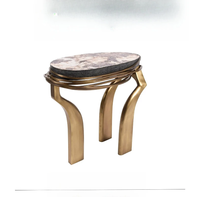 High-end sofa side table metal small coffee living room home modern creative leather corner
High-end sofa side table metal small coffee living room home modern creative leather corner