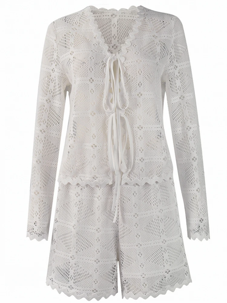 2025 Suimsuit Cover Up Beach Knitted Hollow Out Cardigan Top Straight Shorts Sets Mesh High-Waist Bottoms Suit Sexy Streetwear
2025 Suimsuit Cover Up Beach Knitted Hollow Out Cardigan Top Straight Shorts Sets Mesh High-Waist Bottoms Suit Sexy Streetwear