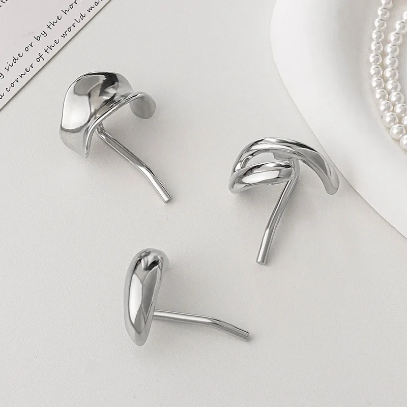 Metal Hair Clasp Back of Head Ponytail Hook Elegant Versatile Daily Use Non Slip Lightweight Durable Premium Quality For Women
Metal Hair Clasp Back of Head Ponytail Hook Elegant Versatile Daily Use Non Slip Lightweight Durable Premium Quality For Women