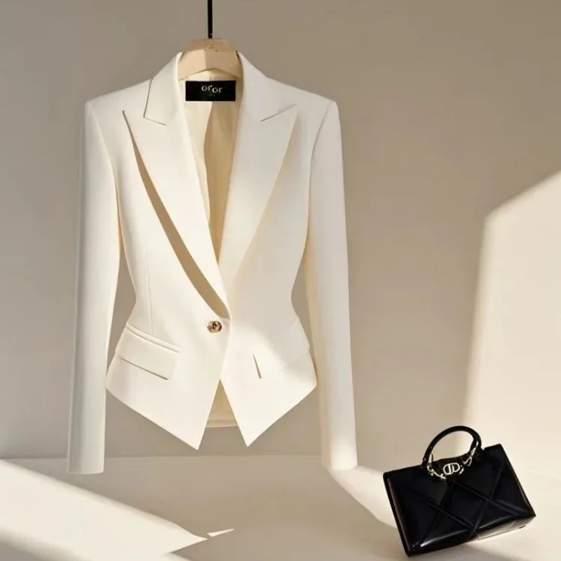 High-end White Suit Jacket For Women Single Button Slim Short Coat Office Lady Design Lapel Outwear Autumn Winter XQ216
High-end White Suit Jacket For Women Single Button Slim Short Coat Office Lady Design Lapel Outwear Autumn Winter XQ216