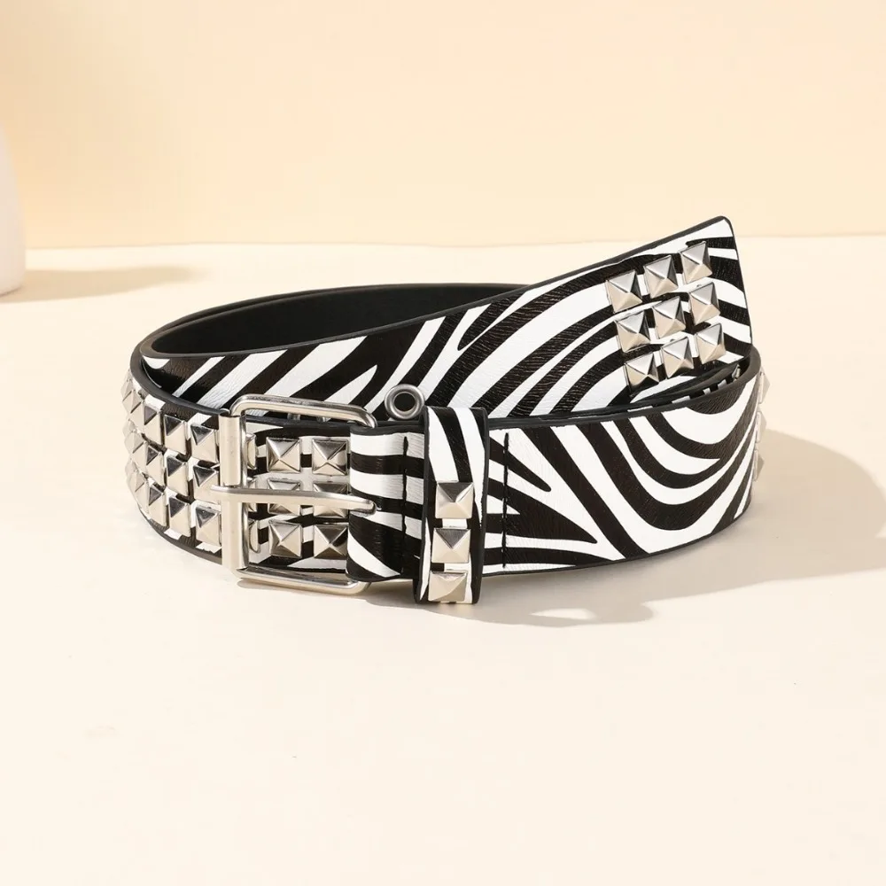 Trend Leopard Print Rivet Belt Punk Y2K Nightclub Rock Style Belt Retro Women's Belts Fashion Decoration
Trend Leopard Print Rivet Belt Punk Y2K Nightclub Rock Style Belt Retro Women's Belts Fashion Decoration