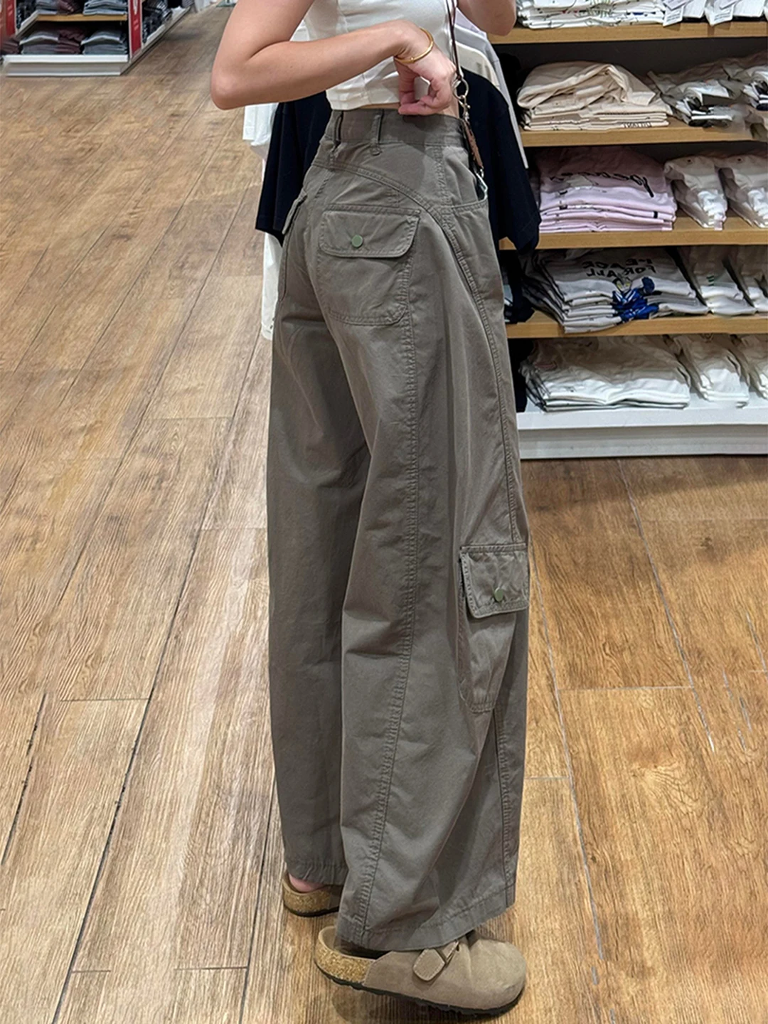 Cafe Brown Multi-Pocket Knife Work Pants Women's Autumn American Retro Straight Leg Wide Leg Loose Slimming Casual Pants
Cafe Brown Multi-Pocket Knife Work Pants Women's Autumn American Retro Straight Leg Wide Leg Loose Slimming Casual Pants