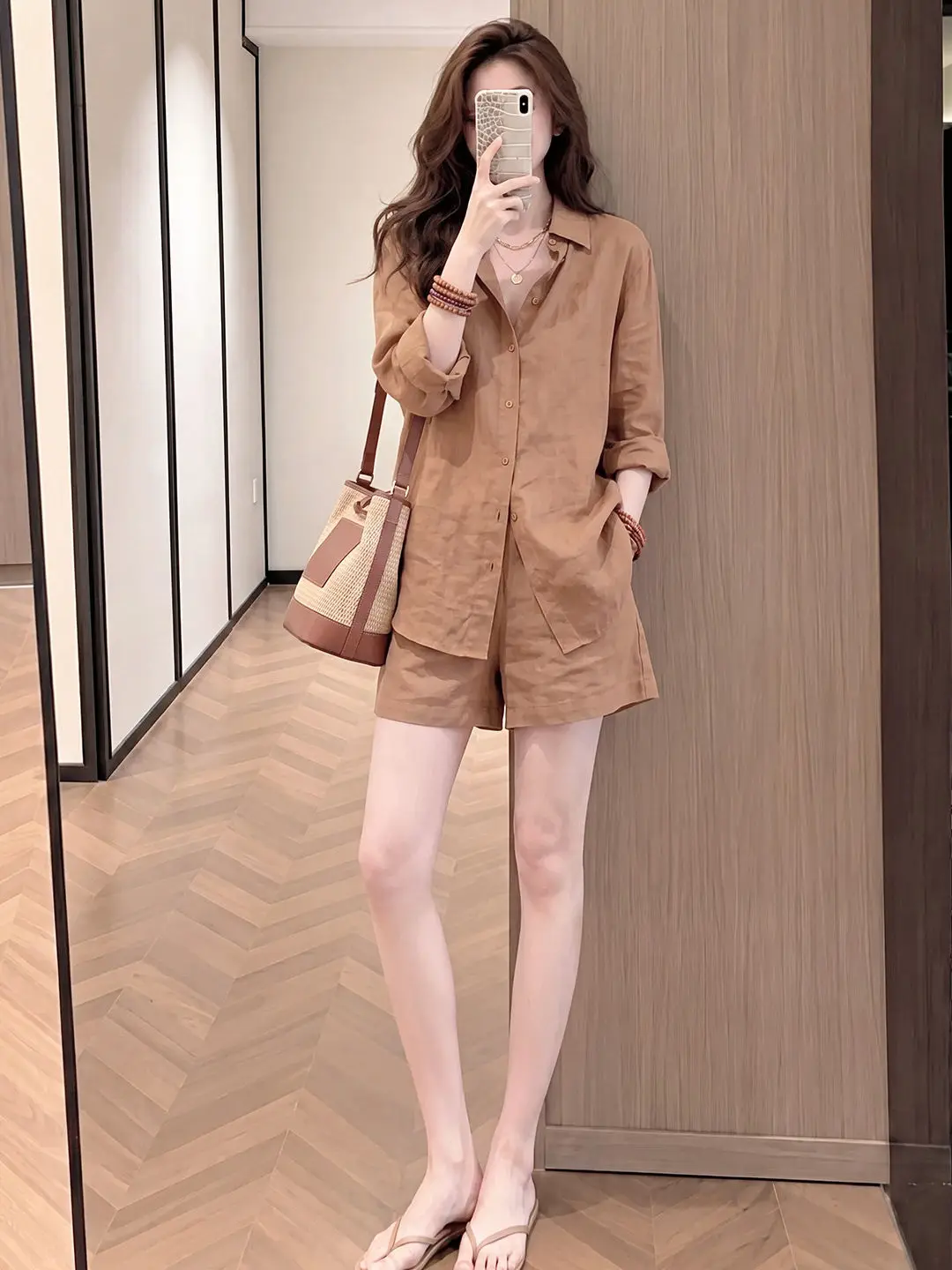 Linen Shirt Set Women's Summer Fashion Slimming High-End Sun Protection Short Pants Two-Piece Set Korean Style Loose Fit
Linen Shirt Set Women's Summer Fashion Slimming High-End Sun Protection Short Pants Two-Piece Set Korean Style Loose Fit