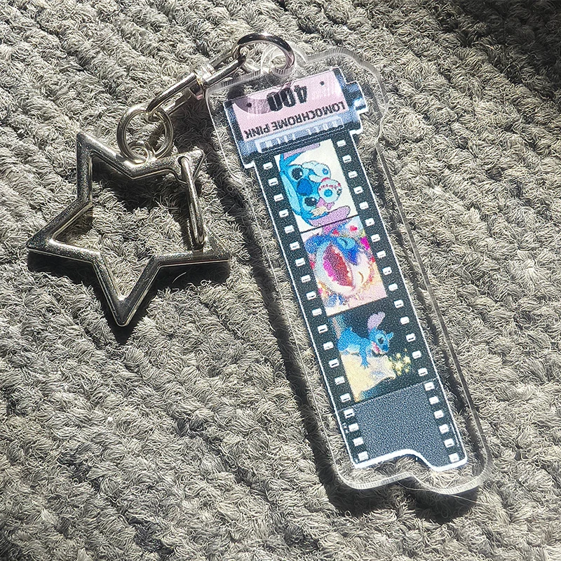 Модный новый стежок для камеры, пленка в рулонах, акриловый брелок, украшения, аниме, мультфильм, креативная сумка, подвесной брелок, подарки, игрушка
Модный новый стежок для камеры, пленка в рулонах, акриловый брелок, украшения, аниме, мультфильм, креативная сумка, подвесной брелок, подарки, игрушка