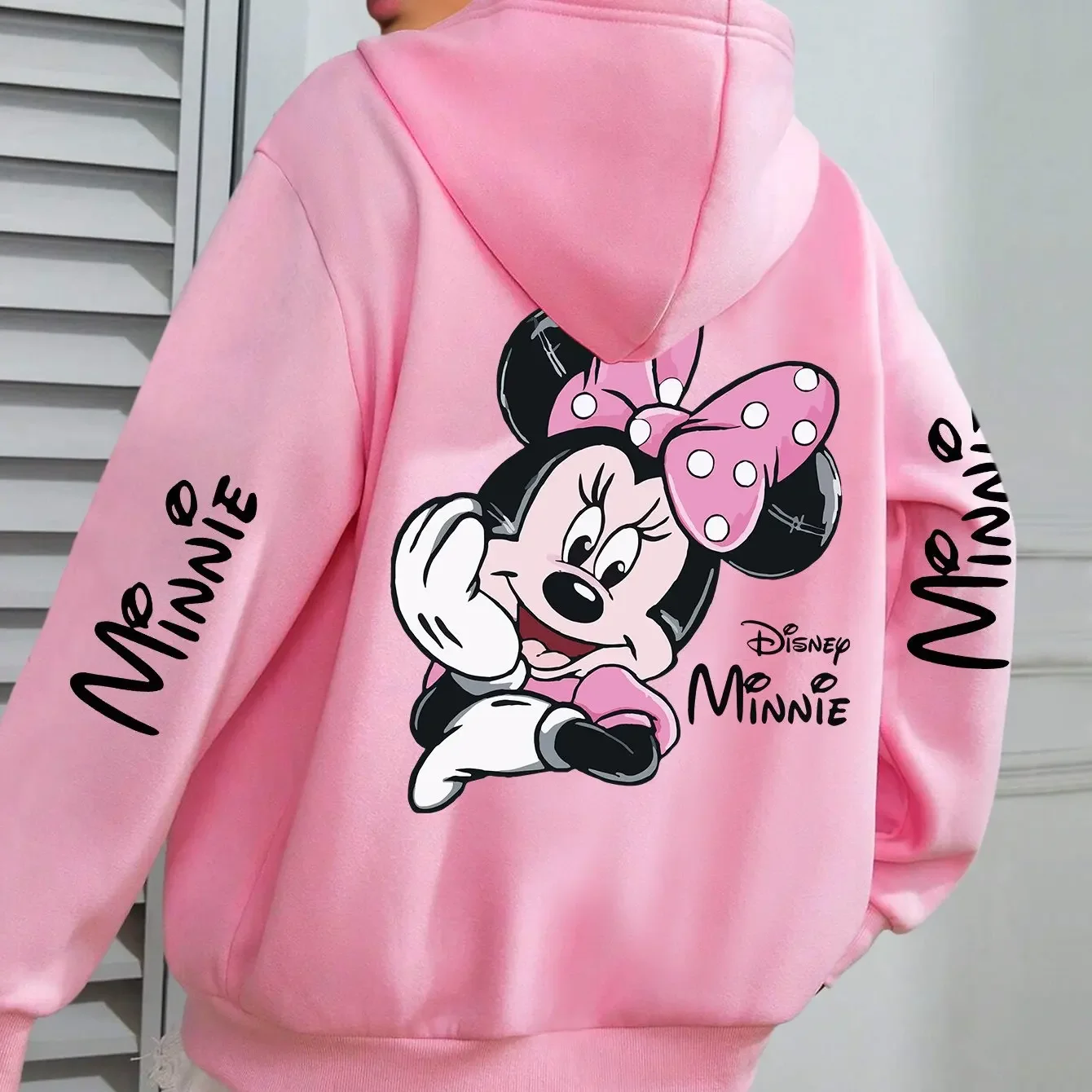 Женская толстовка с капюшоном Disney Minnie Mouse, осенне-зимний теплый пуловер с капюшоном, модный женский топ в уличном стиле
Женская толстовка с капюшоном Disney Minnie Mouse, осенне-зимний теплый пуловер с капюшоном, модный женский топ в уличном стиле