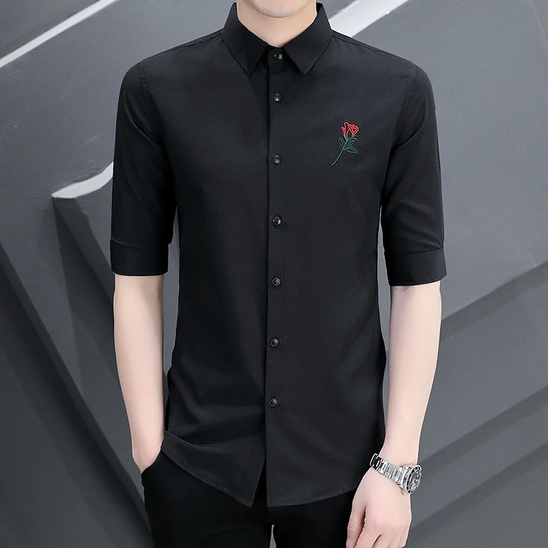 Embroidered Rose Pattern Fashion Casual Slim Half Sleeve Shirt Men Summer New Quality Smooth Comfortable Luxury Camisa Masculina
Embroidered Rose Pattern Fashion Casual Slim Half Sleeve Shirt Men Summer New Quality Smooth Comfortable Luxury Camisa Masculina