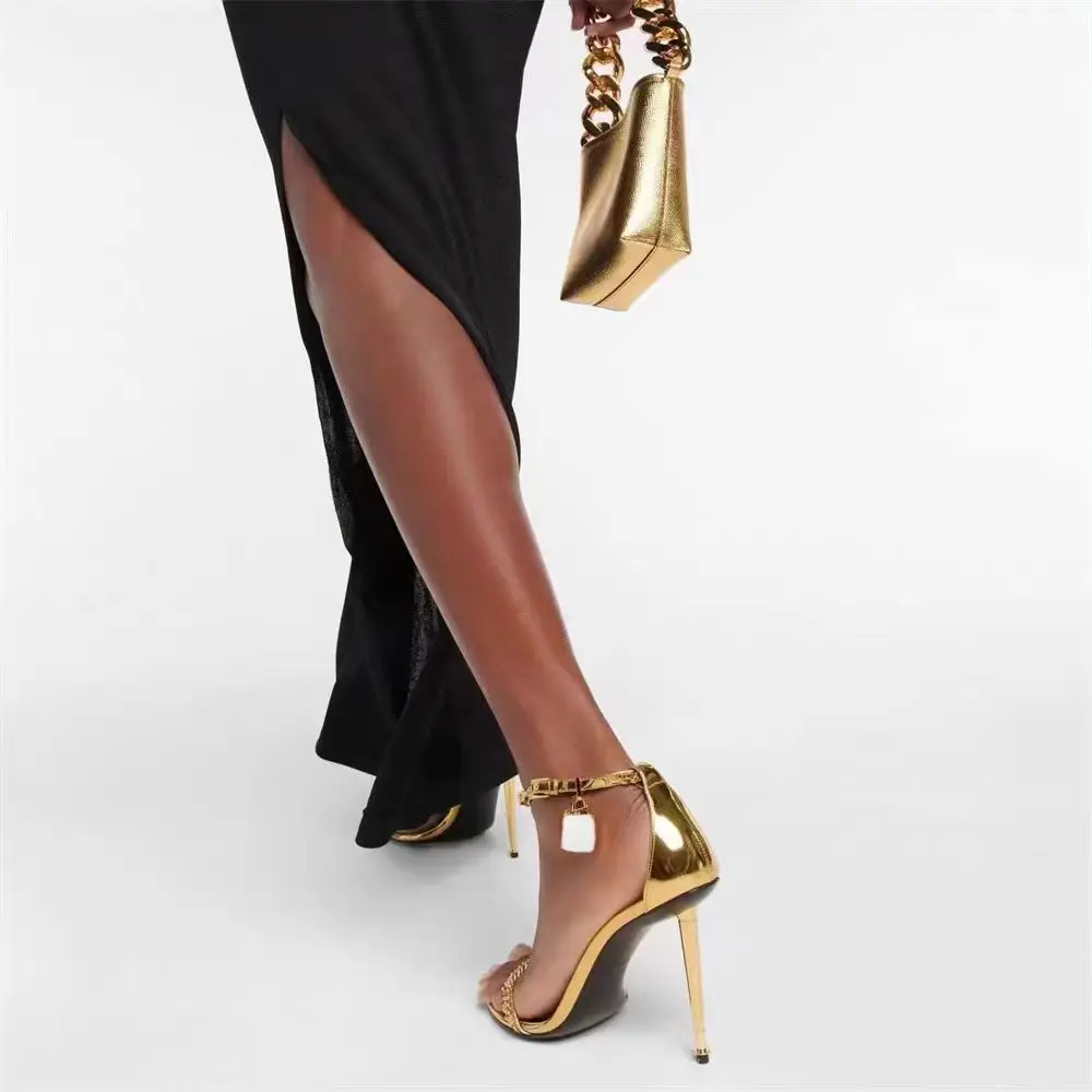Golden Lock Decor Chain Sandals Buckle Peep Toe Thin High Heel Fashion Sexy Cool Summer Big Size Woman Shoes Zapatillas Mujer
Golden Lock Decor Chain Sandals Buckle Peep Toe Thin High Heel Fashion Sexy Cool Summer Big Size Woman Shoes Zapatillas Mujer