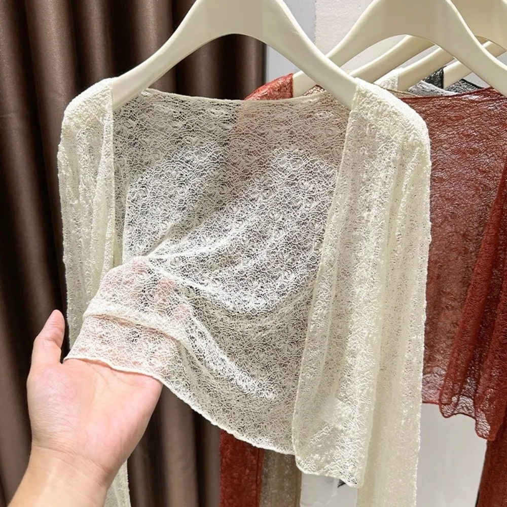 Fashion Thin Lace Cardigan Slimming Long Sleeve Short Tops Sun-Proof Outwear Summer
Fashion Thin Lace Cardigan Slimming Long Sleeve Short Tops Sun-Proof Outwear Summer