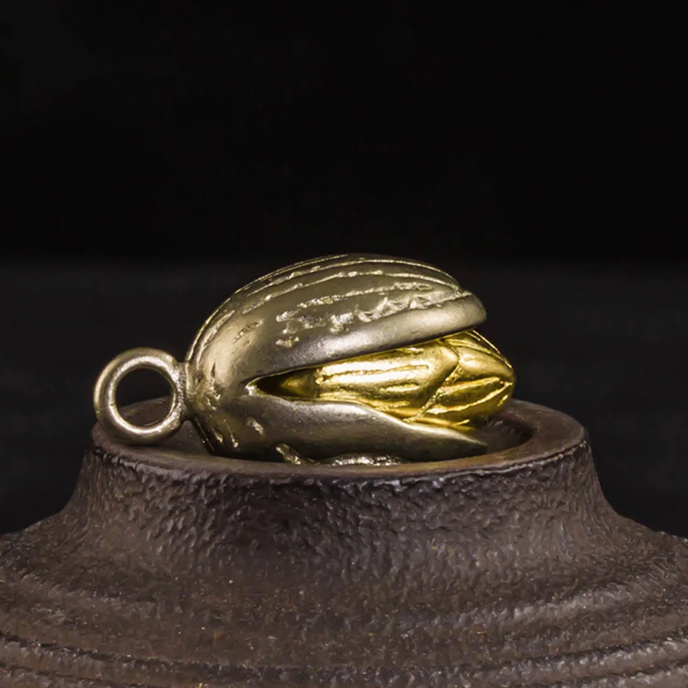 2 pcs Copper Pistachio Shape Pendant Metal Keychain Hanging nament Fashion Creative Car Key Ring Lightweight Simple Design
2 pcs Copper Pistachio Shape Pendant Metal Keychain Hanging nament Fashion Creative Car Key Ring Lightweight Simple Design