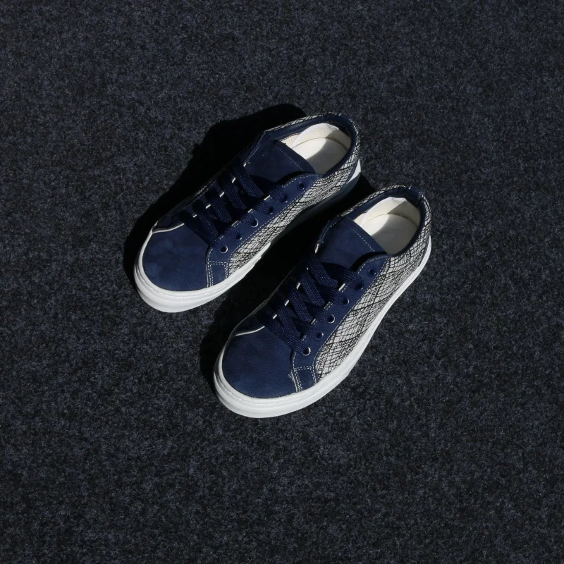 Summer Navy Blue Large Size Shoes for Men, Fashionable Casual Shoes, Breathable Casual Trendy Shoes, Versatile Sneakers for Men
Summer Navy Blue Large Size Shoes for Men, Fashionable Casual Shoes, Breathable Casual Trendy Shoes, Versatile Sneakers for Men