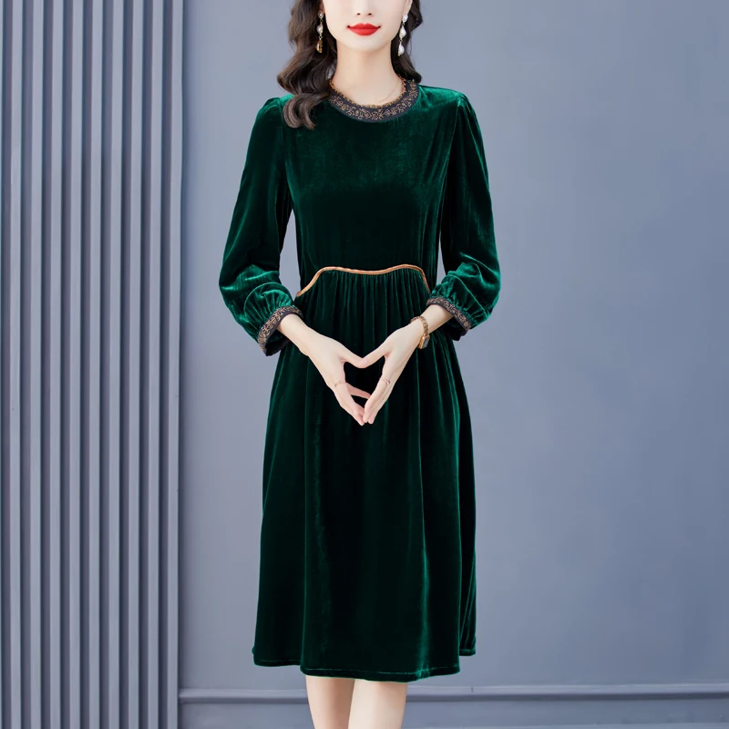 Winter Elegant Red Velvet Dress For Women Cross V Neck Long Sleeve Buttocks Pencil Dress Office Lady Blue Tight Plus Size Dress
Winter Elegant Red Velvet Dress For Women Cross V Neck Long Sleeve Buttocks Pencil Dress Office Lady Blue Tight Plus Size Dress