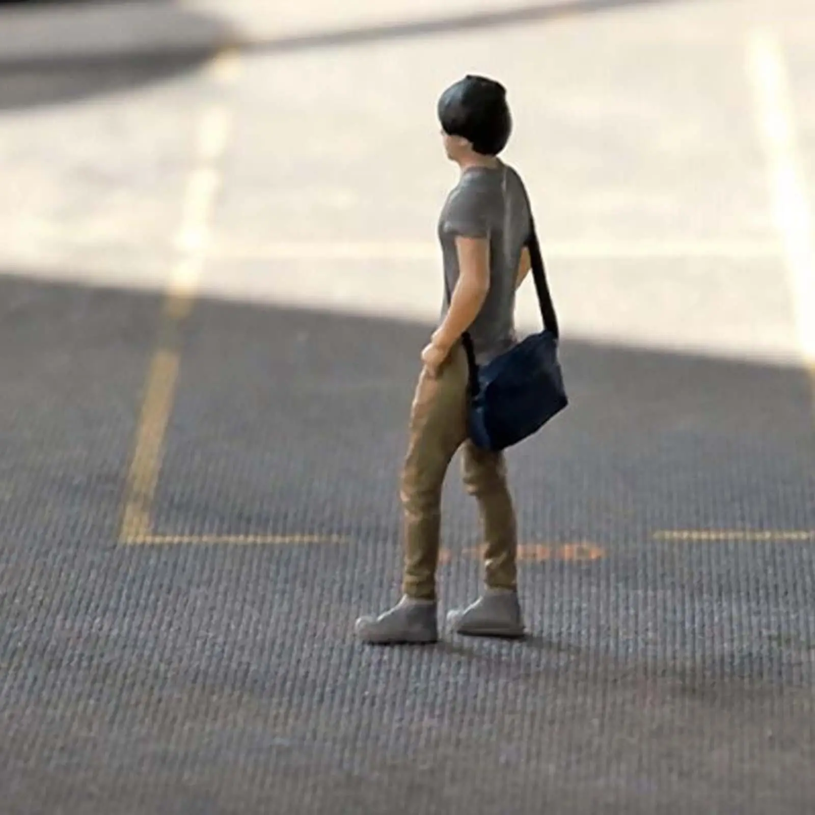 Resin 1:64 Boy Figure S Scale People Model Dioramas Collections Miniature Decor
Resin 1:64 Boy Figure S Scale People Model Dioramas Collections Miniature Decor