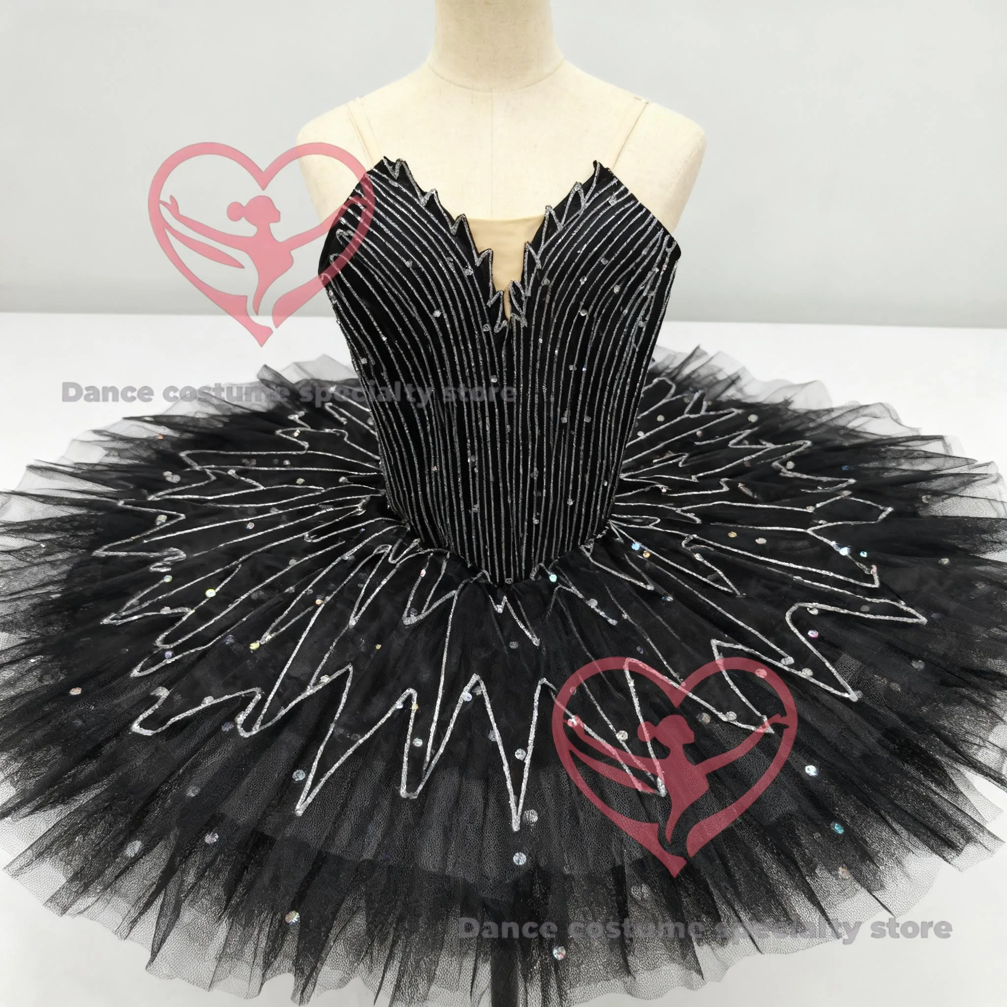 Black Swan Ballet TUTU Skirt Children's Stage Costume Professional Customization for Girls Competition Performance
Black Swan Ballet TUTU Skirt Children's Stage Costume Professional Customization for Girls Competition Performance