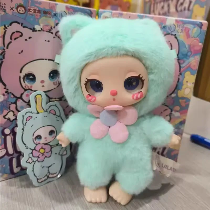 Liila Lucky Cat Series Blind Box Trendy Plush Toy Cute Ornament Mystery Box Desk Decoration Kid Gift 1:1 High Quality Replica
Liila Lucky Cat Series Blind Box Trendy Plush Toy Cute Ornament Mystery Box Desk Decoration Kid Gift 1:1 High Quality Replica
