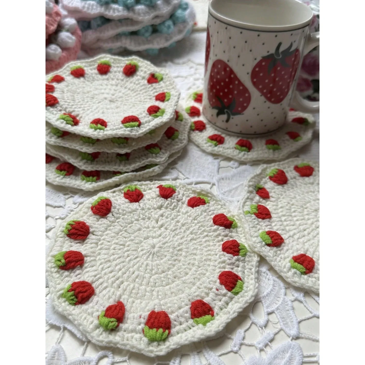 Round Knitted Strawberry Table Place Mat Pad Crochet Placemat Cup Tea Coaster Handmade Cup Mat Wedding Kitchen Table Mat
Round Knitted Strawberry Table Place Mat Pad Crochet Placemat Cup Tea Coaster Handmade Cup Mat Wedding Kitchen Table Mat