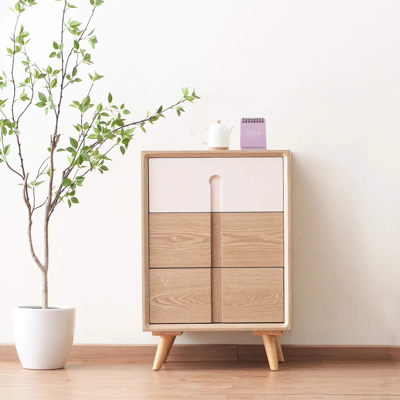 2pcs Minimalist Desk Calendar 2024 Thick Paper Flip Over Monthly Memo For Office Home Desktop Use Small Calendar Decorative
2pcs Minimalist Desk Calendar 2024 Thick Paper Flip Over Monthly Memo For Office Home Desktop Use Small Calendar Decorative