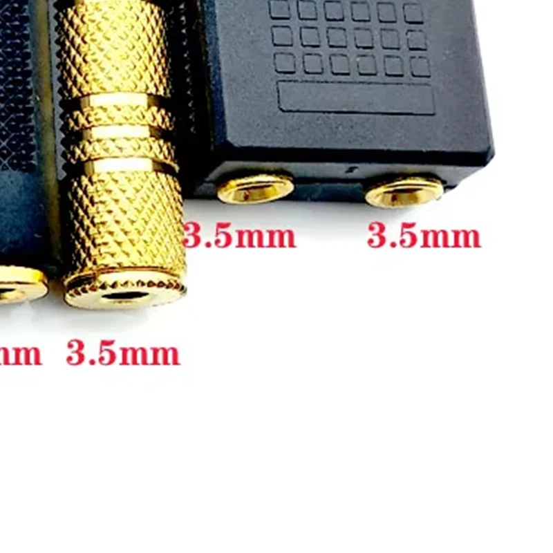 2pcs 2.5mm/3.5mm Audio Adapter for Headset Earphone 3.5mm Female to Female Jack Stereo Adapter Connector Audio Extension Cable 
2pcs 2.5mm/3.5mm Audio Adapter for Headset Earphone 3.5mm Female to Female Jack Stereo Adapter Connector Audio Extension Cable