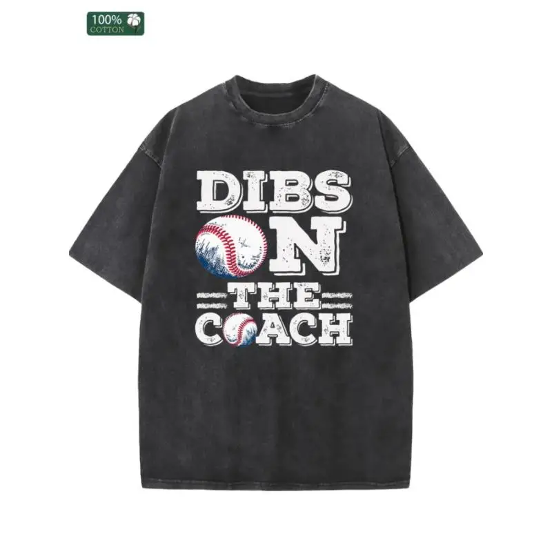 Vintage Baseball Graphic Tee DIBS ON THE COACH S-3XL Funny Sports Lover Shirt for Baseball Game, Casual Wear or Family Events
Vintage Baseball Graphic Tee DIBS ON THE COACH S-3XL Funny Sports Lover Shirt for Baseball Game, Casual Wear or Family Events