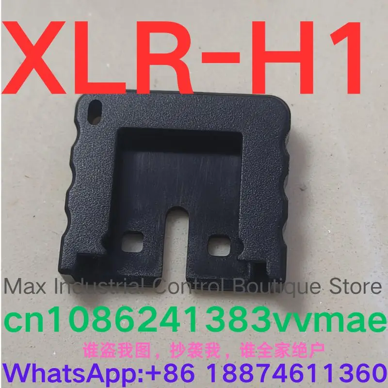Совершенно новая копия, ручка XLR-H1, крышка разъема, запасные части для видеокамеры Sony ILME-FX3 ILME-FX30 FX3 FX30
Совершенно новая копия, ручка XLR-H1, крышка разъема, запасные части для видеокамеры Sony ILME-FX3 ILME-FX30 FX3 FX30
