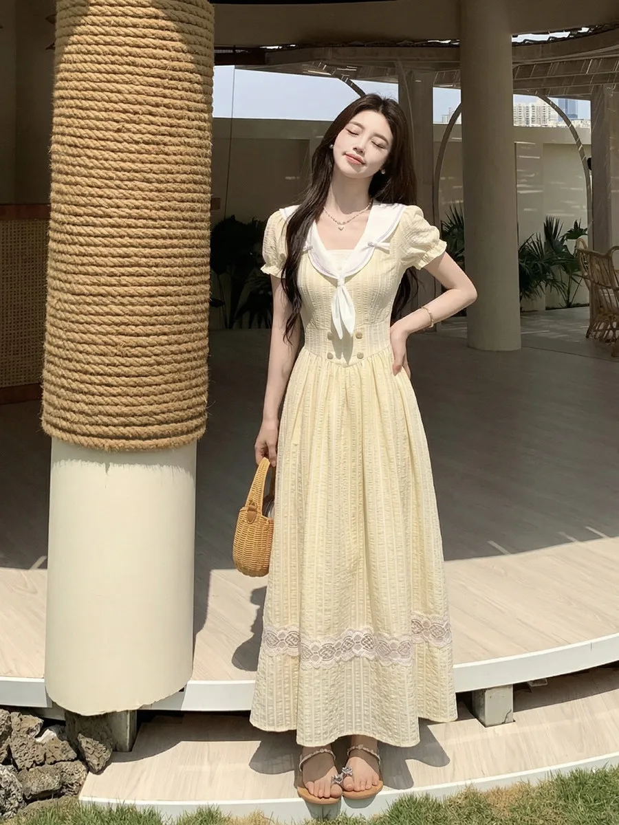 plus Size Academy Style Dress V-Neck Waist Cinched Slimming Midi Knee-Length Sweet Temperament Long Dress Korean Version A-Li...
plus Size Academy Style Dress V-Neck Waist Cinched Slimming Midi Knee-Length Sweet Temperament Long Dress Korean Version A-Li...