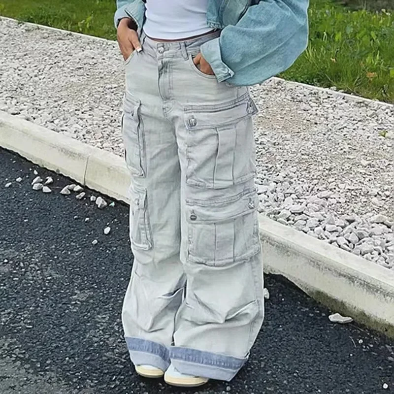 Cargo Pants Women Wide Leg Jeans Pockets Low Waist Loose Fit Button Vintage Trousers 2025 Streetwear Female Denims Full Length
Cargo Pants Women Wide Leg Jeans Pockets Low Waist Loose Fit Button Vintage Trousers 2025 Streetwear Female Denims Full Length