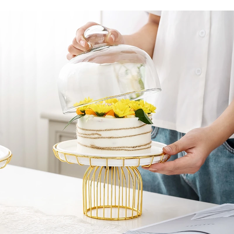 European Iron Ceramic Cake Tray Round Household Pastry Plate Dessert Table Display Art Home Decoration Accessories
European Iron Ceramic Cake Tray Round Household Pastry Plate Dessert Table Display Art Home Decoration Accessories