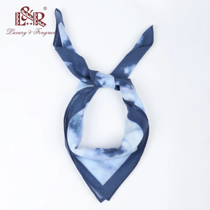New Bohemian Fashion Bandana Hair Bands for Women Girls Square Scarf Turban Multifunctional Headband Hair Accessories Head Scarf
New Bohemian Fashion Bandana Hair Bands for Women Girls Square Scarf Turban Multifunctional Headband Hair Accessories Head Scarf