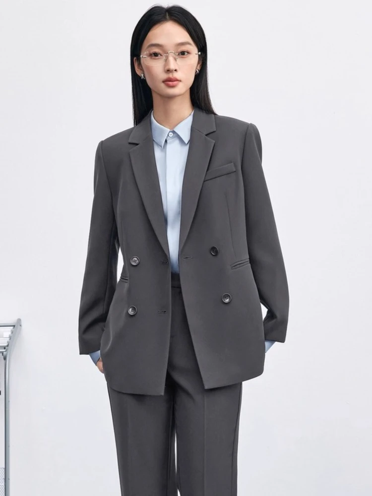 SENTUBILA Tailored Coat For Woman 2025 Autumn Double-breasted Notch Lapel Blazer Designer Classic Jacket Elegant Tops 153XC8812X
SENTUBILA Tailored Coat For Woman 2025 Autumn Double-breasted Notch Lapel Blazer Designer Classic Jacket Elegant Tops 153XC8812X