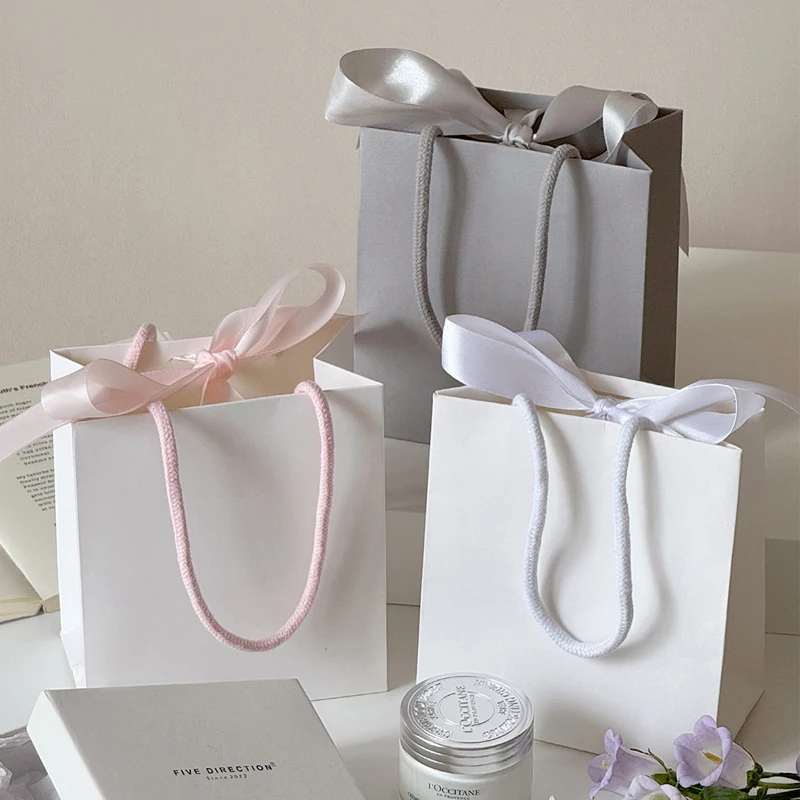 20pcs Silk Ribbon Small Gift Bags For Wedding Birthday Party Jewelry Cosmetic Perfumes Packaging Bag Custom LOGO Paper Bag
20pcs Silk Ribbon Small Gift Bags For Wedding Birthday Party Jewelry Cosmetic Perfumes Packaging Bag Custom LOGO Paper Bag