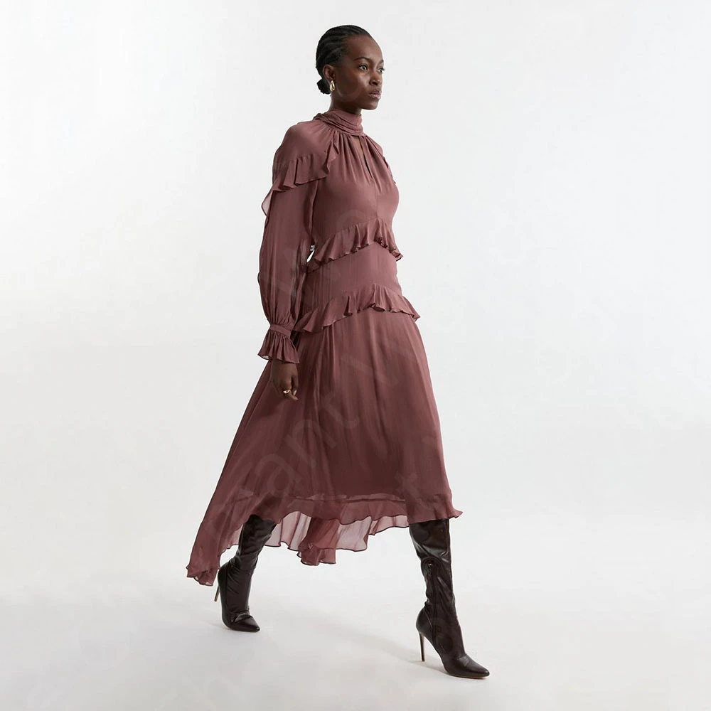 Customized Classic Dusty Rose Prom Gowns High Low Evening Dresses Long Sleeves Bow Back Wedding Party Gowns High Neck Ruffles
Customized Classic Dusty Rose Prom Gowns High Low Evening Dresses Long Sleeves Bow Back Wedding Party Gowns High Neck Ruffles