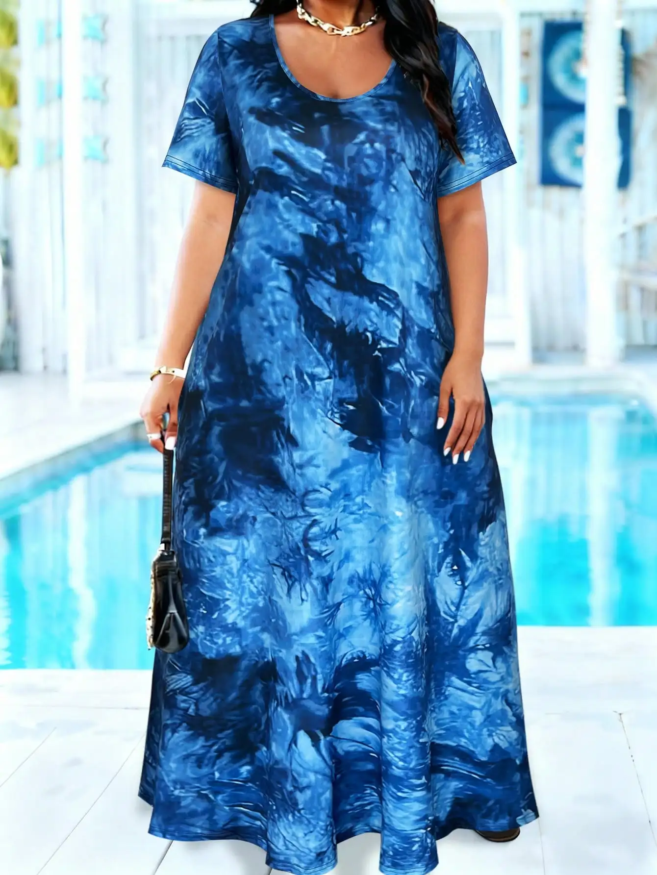 Plus Size Blue Tie-Dye Print Maxi Dress, Round Neck Short Sleeve Casual Long Dress with Pockets, Loose Sundress for Summer
Plus Size Blue Tie-Dye Print Maxi Dress, Round Neck Short Sleeve Casual Long Dress with Pockets, Loose Sundress for Summer